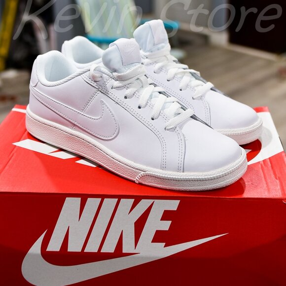 Nike Court Royale 749867-105 Women's  Leather Athletic Trainer‎ Shoes - Picture 2 of 11